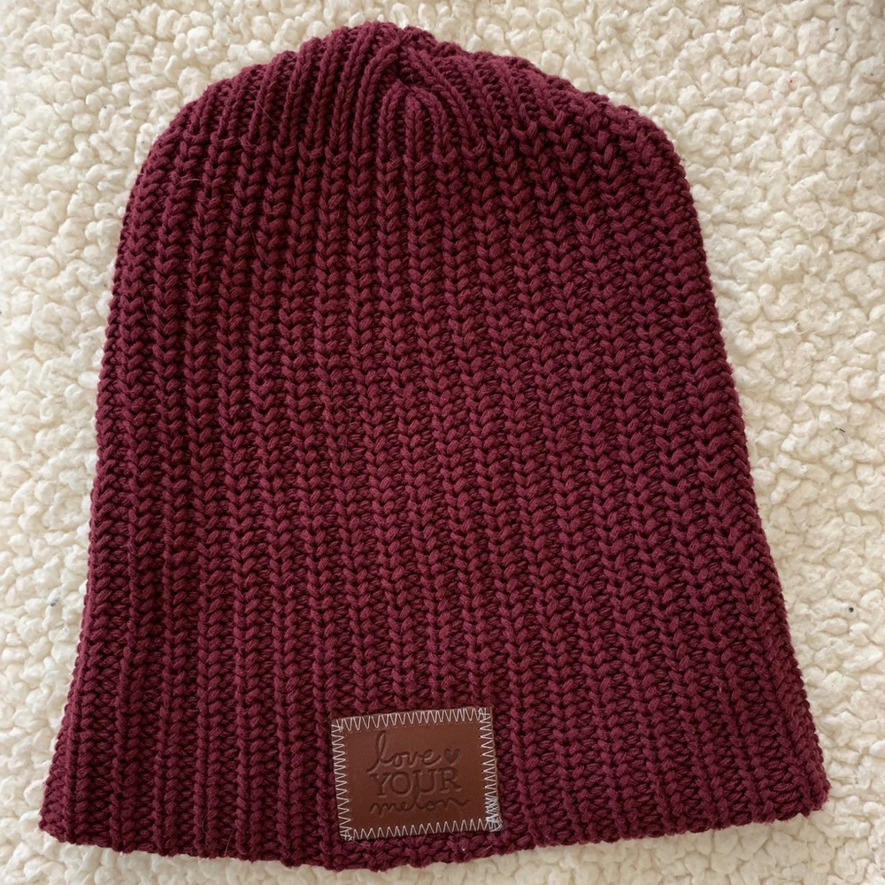 Love Your Melon beanie NEW